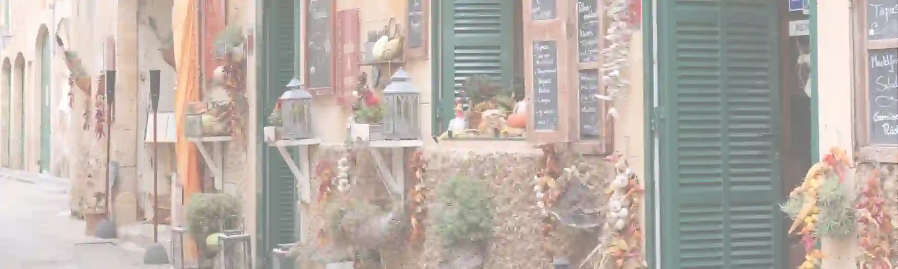 Fehler beim Auswandern nach Spanien - Restaurant in der Altstadt von Valencia